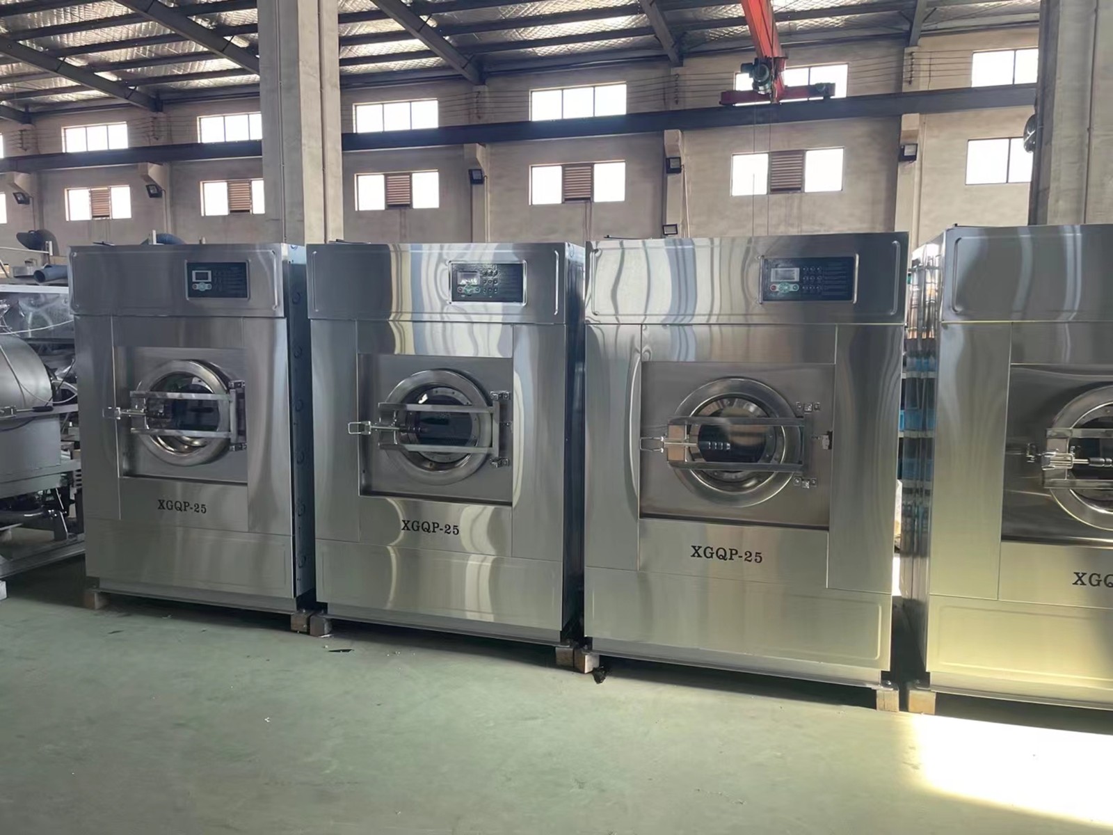 小型工業(yè)洗衣機(jī) (10)